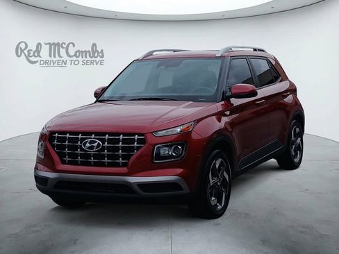 Used 2024 Hyundai Venue SEL FWD image 1