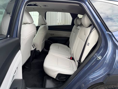 Used 2025 Hyundai Tucson SEL AWD/4WD image 17