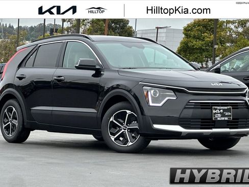 New 2026 Kia Niro EX FWD image 1
