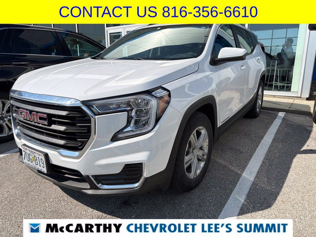 Used 2022 GMC Terrain SLE w/ Driver Convenience Package FWD image 1