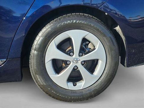Used 2014 Toyota Prius Four image 21