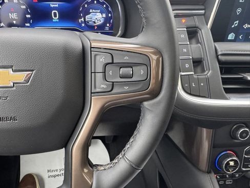 Used 2024 Chevrolet Suburban High Country image 27