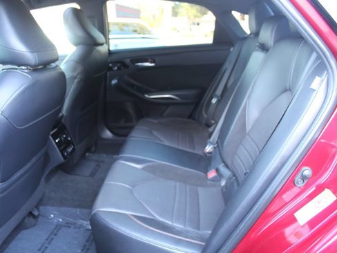 Used 2019 Toyota Avalon Touring w/ Preferred Accessory Package FWD image 28