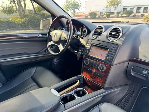Used 2012 Mercedes-Benz GL 450 4MATIC image 26