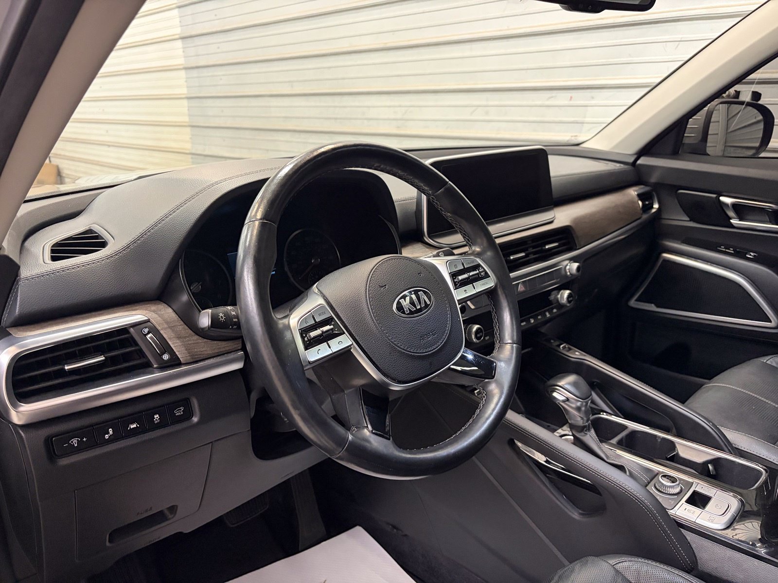 Used 2021 Kia Telluride EX w/ EX Premium Package AWD/4WD image 12