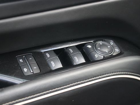 Used 2021 Cadillac Escalade ESV Sport Platinum AWD/4WD image 13