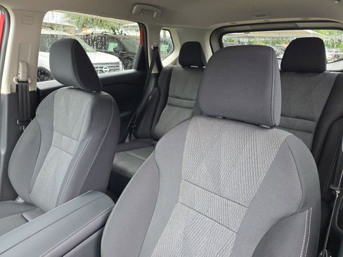 New 2026 Nissan Rogue SV FWD image 9