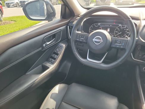 Used 2022 Nissan Rogue SL FWD image 14