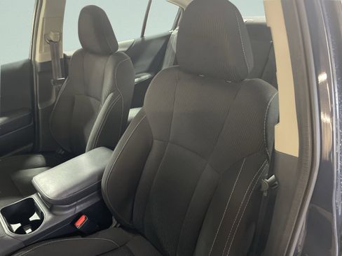 Used 2023 Subaru Legacy Premium image 14