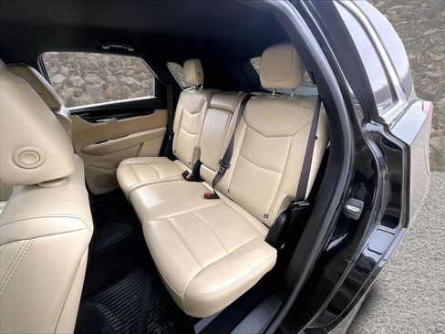 Used 2019 Cadillac XT5 AWD image 24