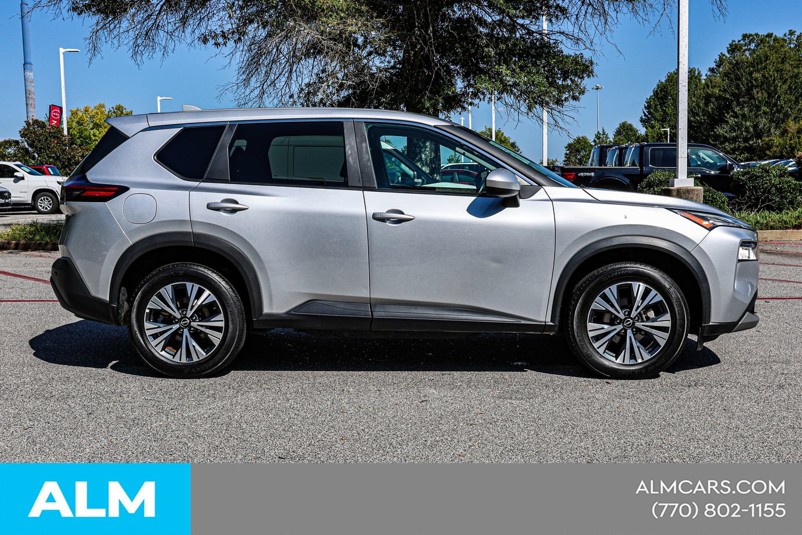 Used 2023 Nissan Rogue SV AWD/4WD image 10