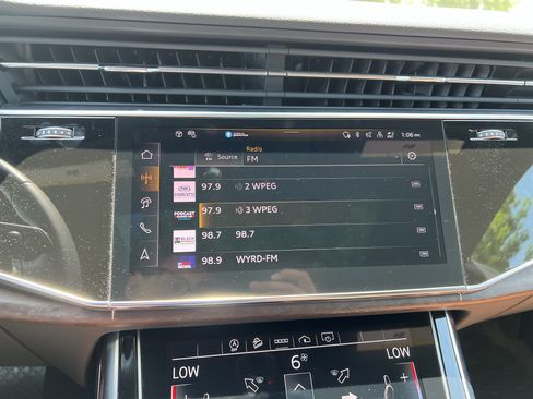 Certified 2024 Audi Q8 Premium AWD/4WD image 24
