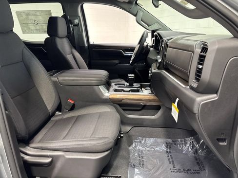 New 2026 Chevrolet Silverado 1500 RST AWD/4WD image 10