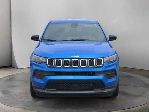 Used 2023 Jeep Compass Sport image 8