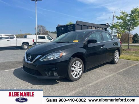 Used 2017 Nissan Sentra SV image 1