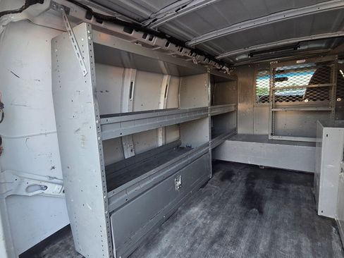 Used 2012 Chevrolet Express 3500 w/ Power Package image 18