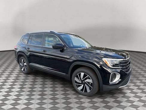 New 2026 Volkswagen Atlas SEL AWD/4WD image 1
