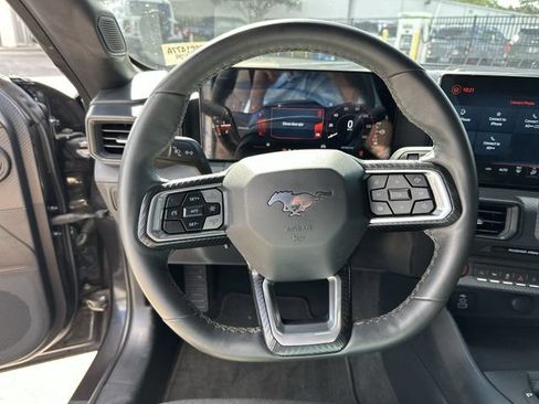 Certified 2024 Ford Mustang Coupe RWD image 15