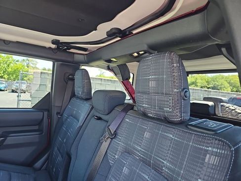 Used 2025 Ford Bronco Heritage Edition image 13