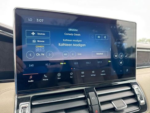 Used 2023 Lincoln Navigator L Reserve AWD/4WD image 14