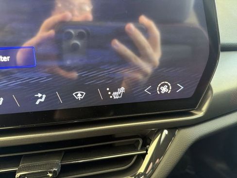 New 2026 Chevrolet Equinox EV RS image 31