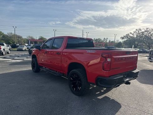 Used 2021 Chevrolet Silverado 1500 LT Trail Boss image 3