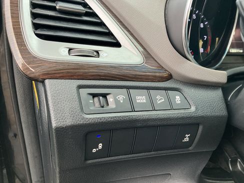 Used 2017 Hyundai Santa Fe Sport image 14