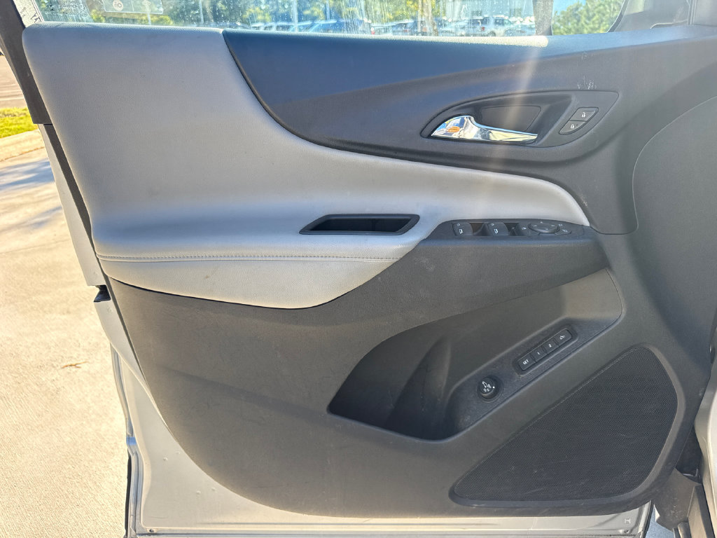 Used 2019 Chevrolet Equinox Premier FWD image 13