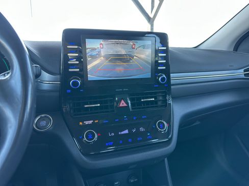 Used 2020 Hyundai Ioniq SE FWD image 21