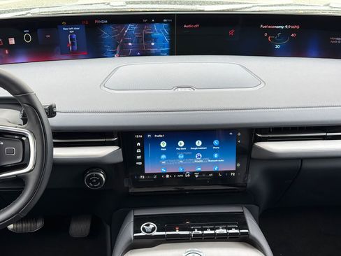 New 2026 Lincoln Navigator L Premier image 20