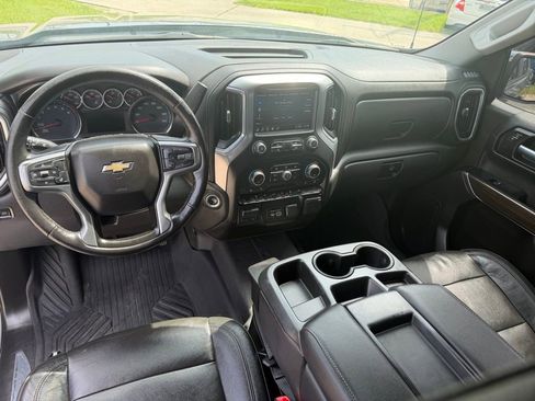 Used 2020 Chevrolet Silverado 1500 LT w/ Texas Edition AWD/4WD image 15