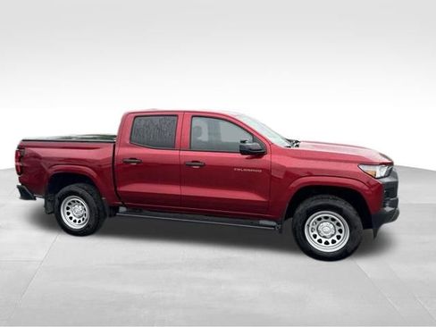 Used 2025 Chevrolet Colorado W/T w/ Advanced Trailering Package RWD image 5