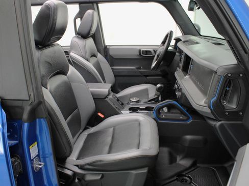 Used 2024 Ford Bronco Black Diamond AWD/4WD image 47