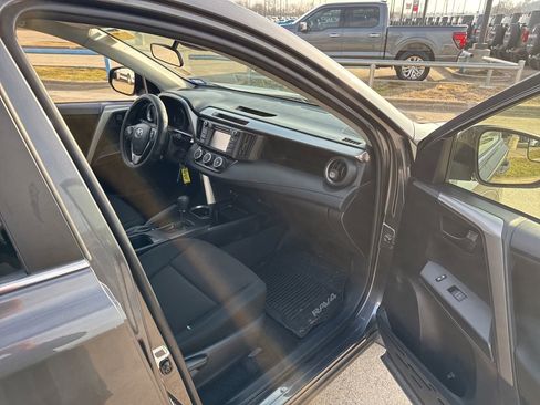 Used 2018 Toyota RAV4 LE w/ All Weather Liner Package image 15