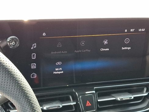 Used 2024 Chevrolet TrailBlazer RS w/ Convenience Package AWD/4WD image 16