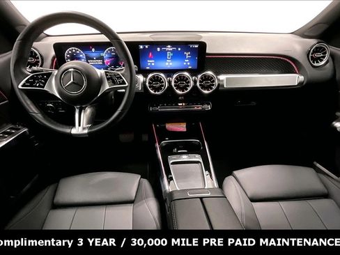 Used 2025 Mercedes-Benz GLB 250 image 14