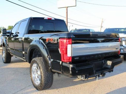 Used 2018 Ford F250 Limited w/ FX4 Off-Road Package AWD/4WD image 5