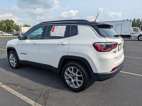 Used 2025 Jeep Compass Limited AWD/4WD image 21