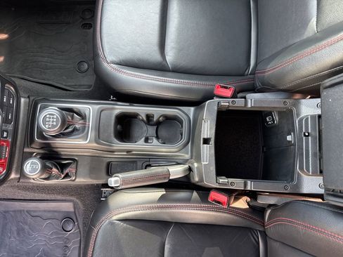 Used 2020 Jeep Wrangler Rubicon w/ LED Lighting Group image 34