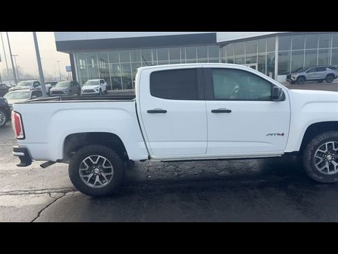 Used 2022 GMC Canyon AT4 w/ Trailering Package image 9