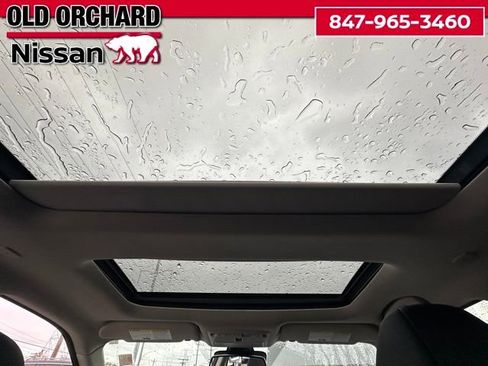 Used 2022 Nissan Maxima Platinum w/ Sport Mat Group image 17