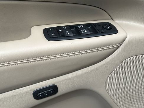 Used 2021 Jeep Grand Cherokee Limited AWD/4WD image 13