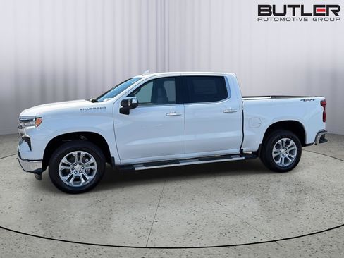 New 2026 Chevrolet Silverado 1500 LTZ w/ LTZ Premium Package AWD/4WD image 3