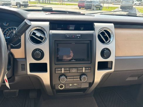 Used 2011 Ford F150 XLT w/ XLT Chrome Pkg AWD/4WD image 22