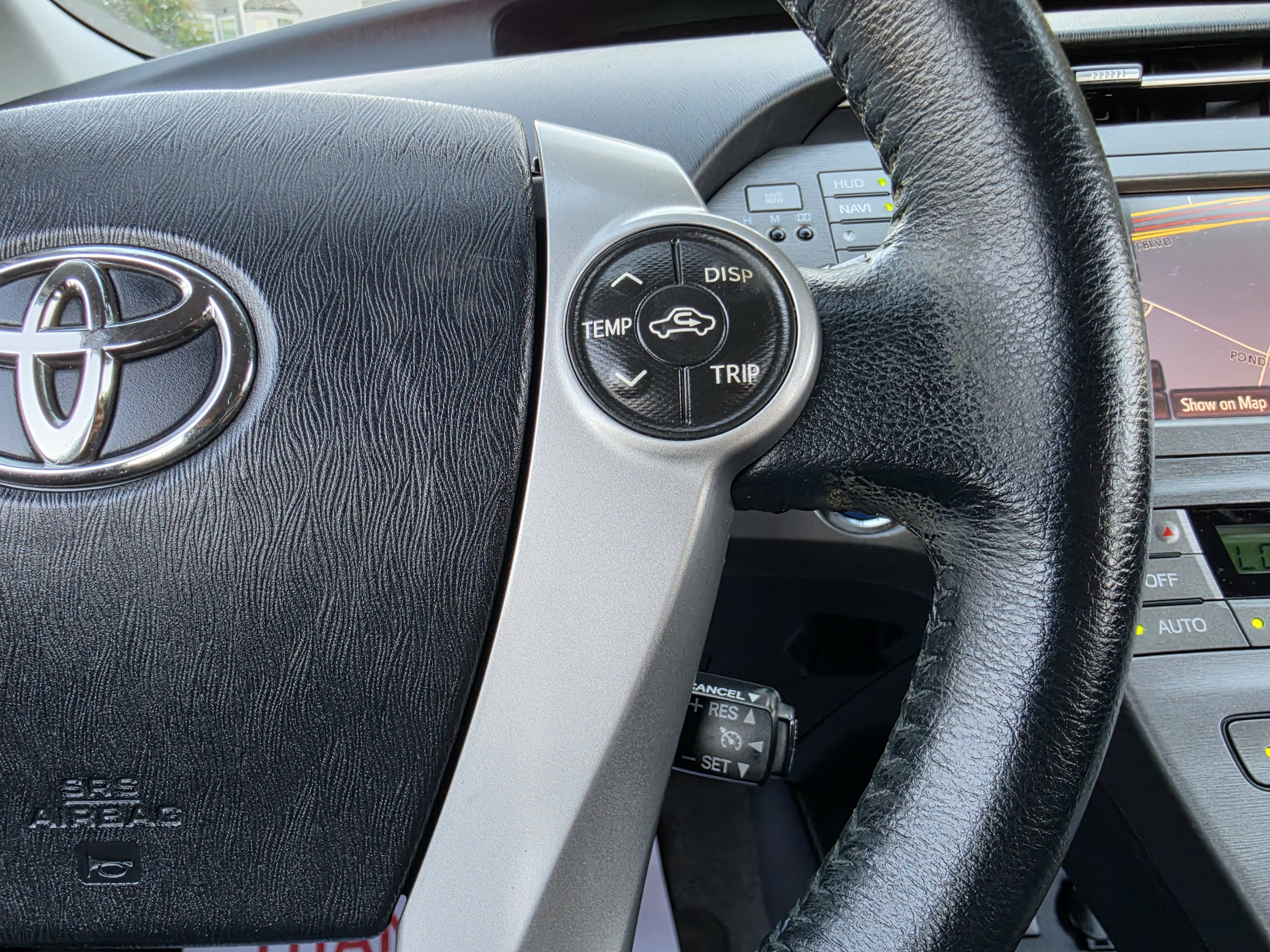 Used 2013 Toyota Prius Four w/ Deluxe Solar Roof Pkg FWD image 36