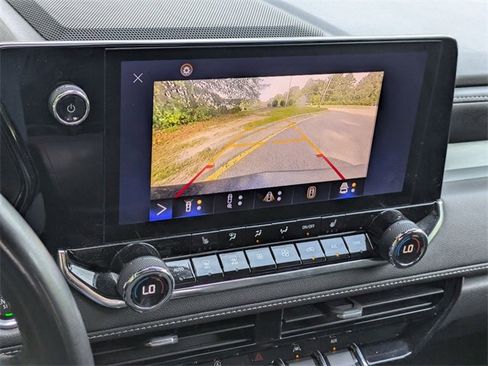 Used 2023 Chevrolet Colorado LT w/ LT Convenience Package II image 19