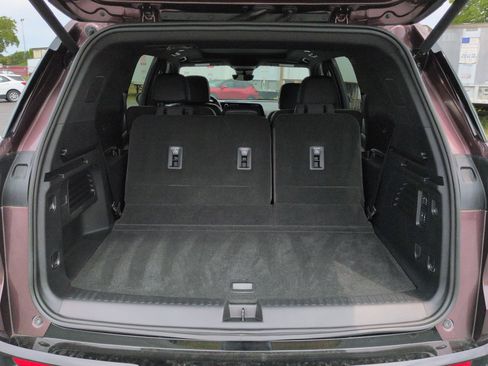 Certified 2024 Chevrolet Traverse RS w/ LPO, Floor Liner Package AWD/4WD image 27
