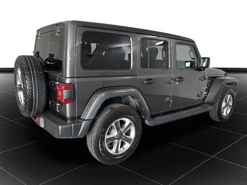 Used 2021 Jeep Wrangler Unlimited Sahara image 5