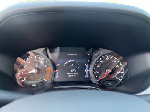 Used 2025 Jeep Compass Limited AWD/4WD image 40