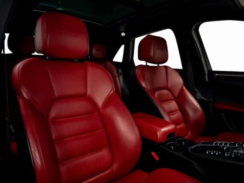 Used 2021 Porsche Macan GTS image 33